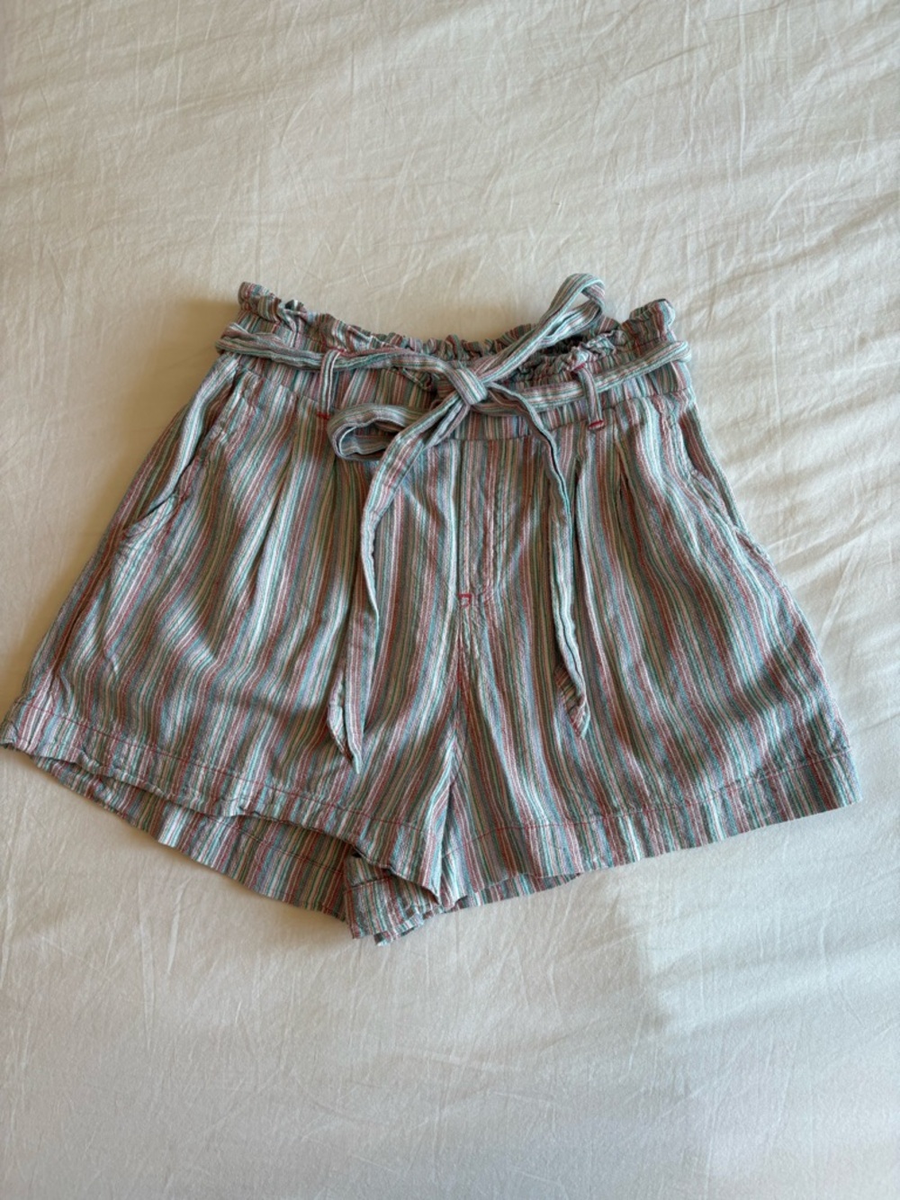 American Eagle High Waisted Paperbag Shorts Striped Size M